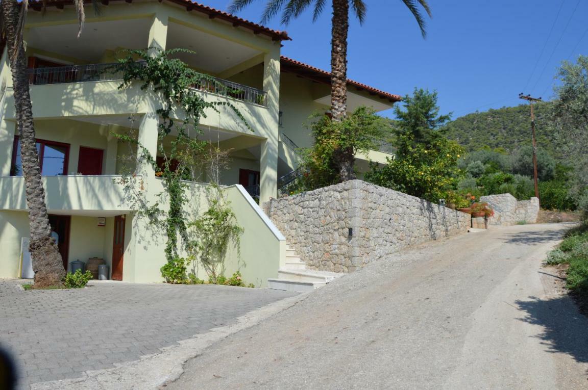 Spiti Portokali Leilighet Epidaurus Eksteriør bilde